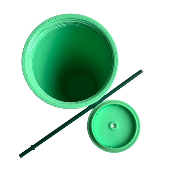 NWT Starbucks 2020 Glitter Christmas Tree 24 oz Tumbler - Picture 8 of 9